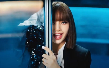 BLACKPINK Lisa Bacak Boyu Kaçtır? Lisa'nın Güncel Vücut Ölçüsü!